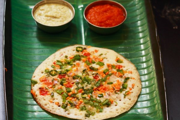 Onion and cheese uthappam – South Indian tiffin in San Diego